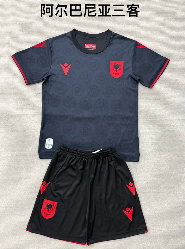 Niño_Albania 26 black third away kid