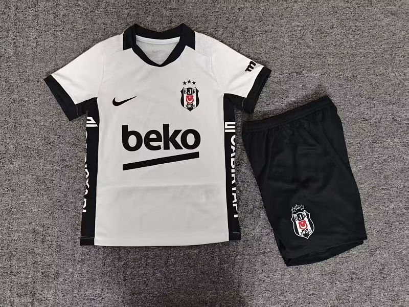 Niño_BESIKTAS KID