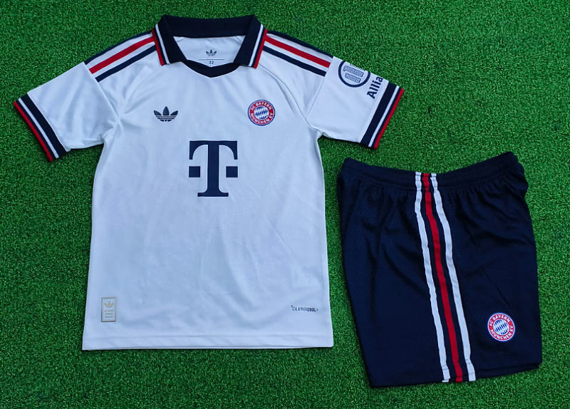 Niño_Bayern 26-27 white away kid player