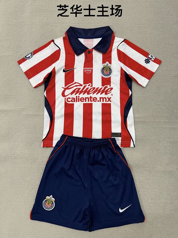 Niño_Chivas 26-27 home kid