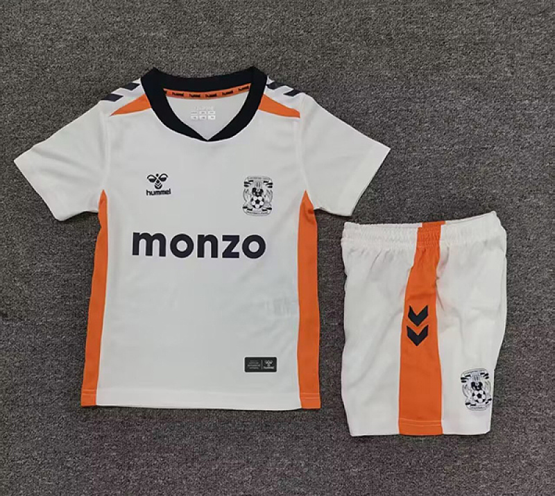 Niño_Coventry away kid 26-27