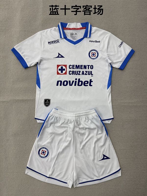 Niño_Cruz azul 26-27 white away kid