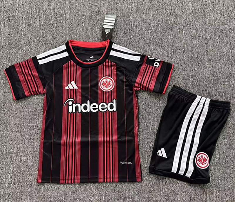 Niño_Frankfurt home kid 26-27