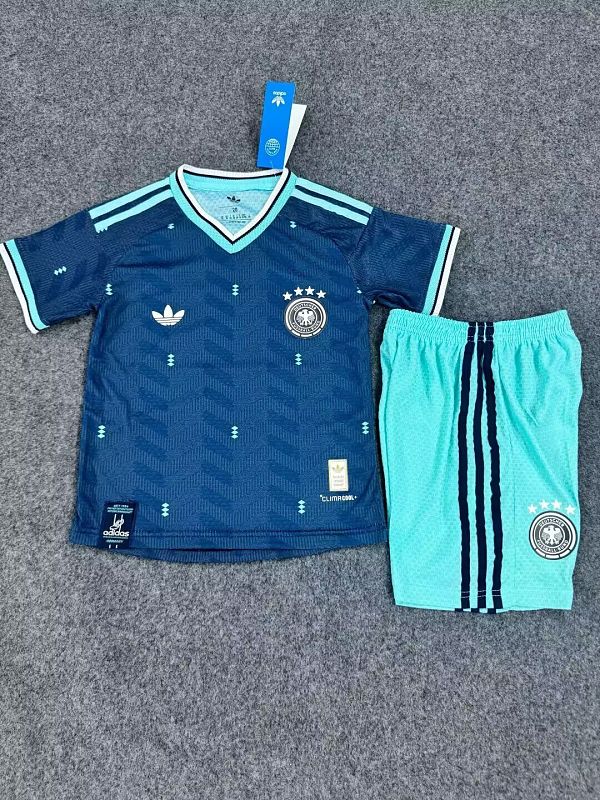 Niño_Germany 26 away kid kit player