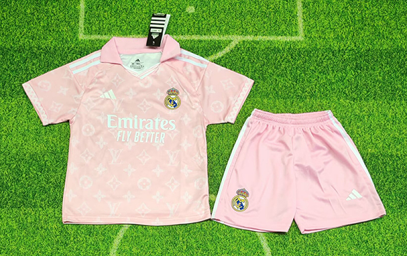 Niño_Madrid 26-27 pink lv version kid