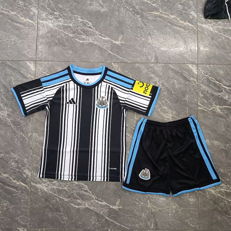 Niño_NEWCASTLE KID