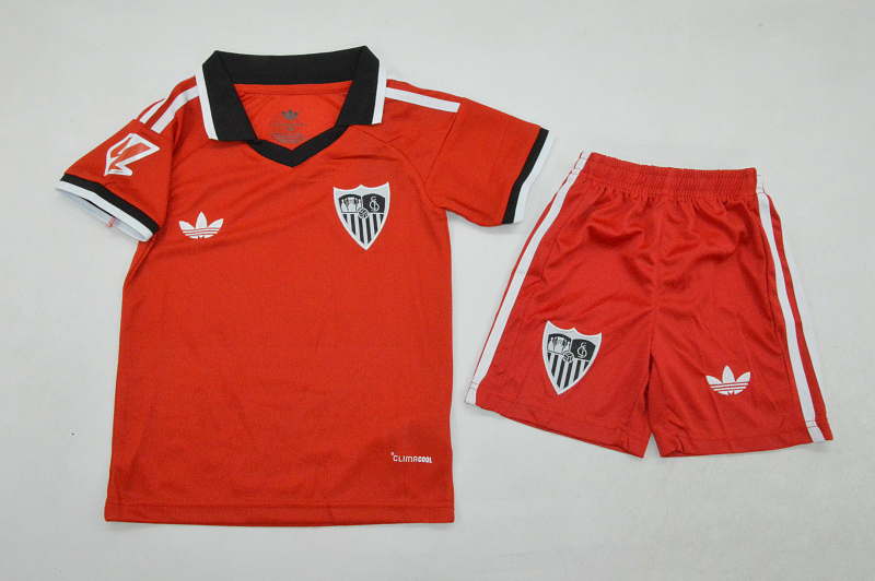 Niño_Sevilla 26-27 red away kid