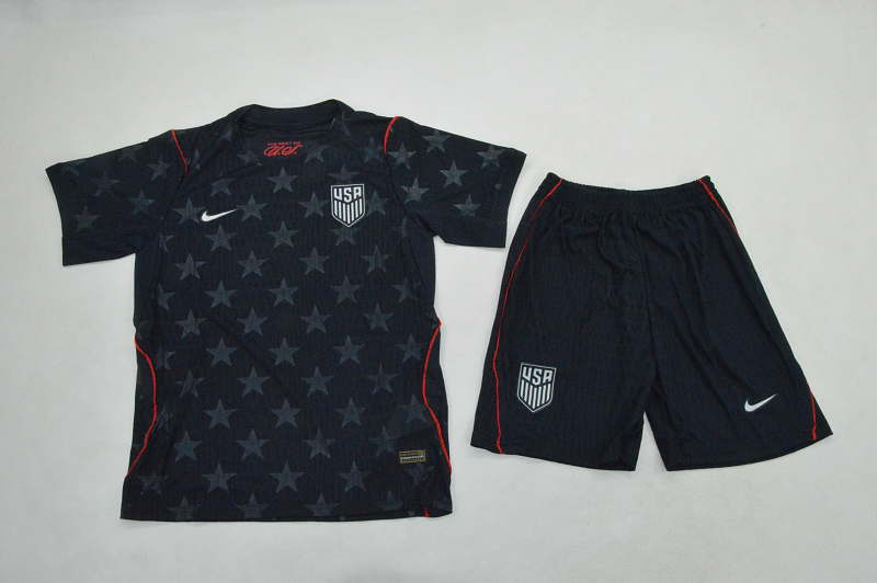 Niño_USA 26 away kid kit player