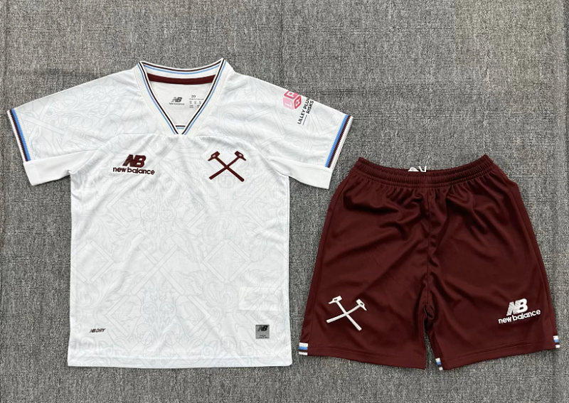 Niño_West ham 26-27 white away kid