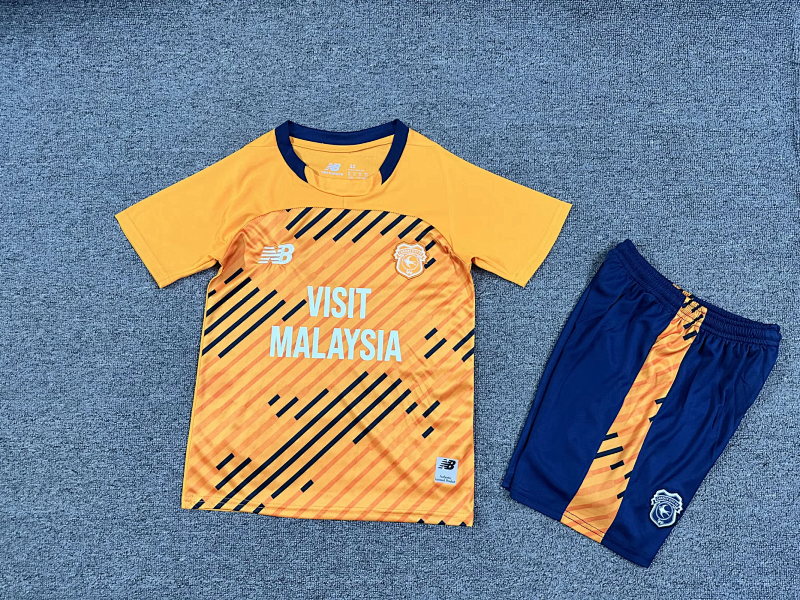 Niño_kids kit 25-26 Cardiff City third soccer jersey size 16-28
