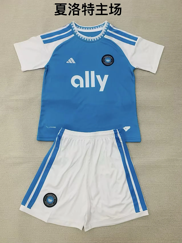 Niño_kids kit 26-27 Charlotte home soccer jersey size 16-28