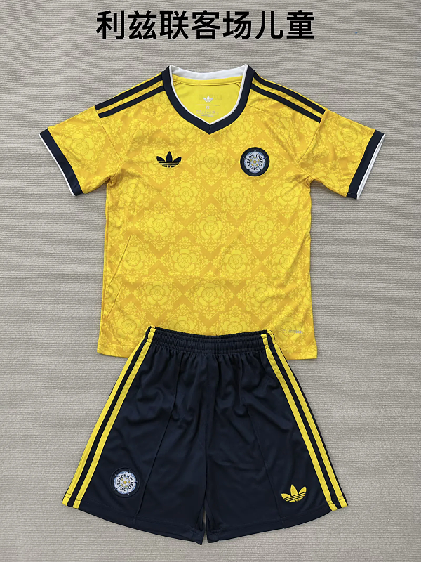 Niño_kids kit 26-27 Leeds United away socer jersey size 16-28
