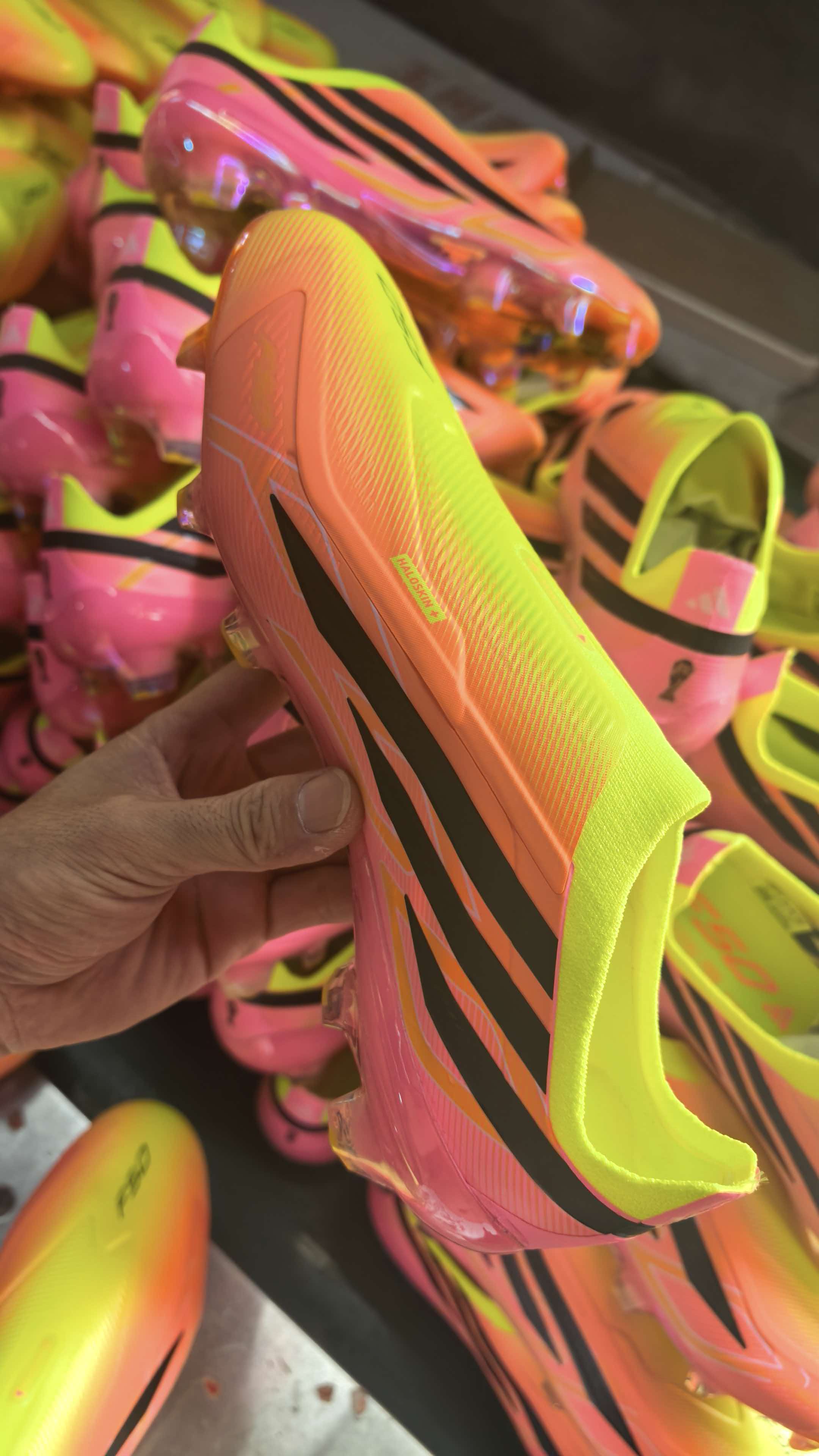 Tacos Adidas_adidas F50 HYPERFAST ELITE Laceless FG SIZE 36-45-103086281