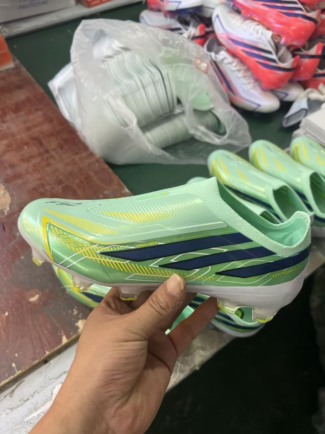 Tacos Adidas_adidas F50 HYPERFAST ELITE Laceless FG SIZE 36-45-96415328